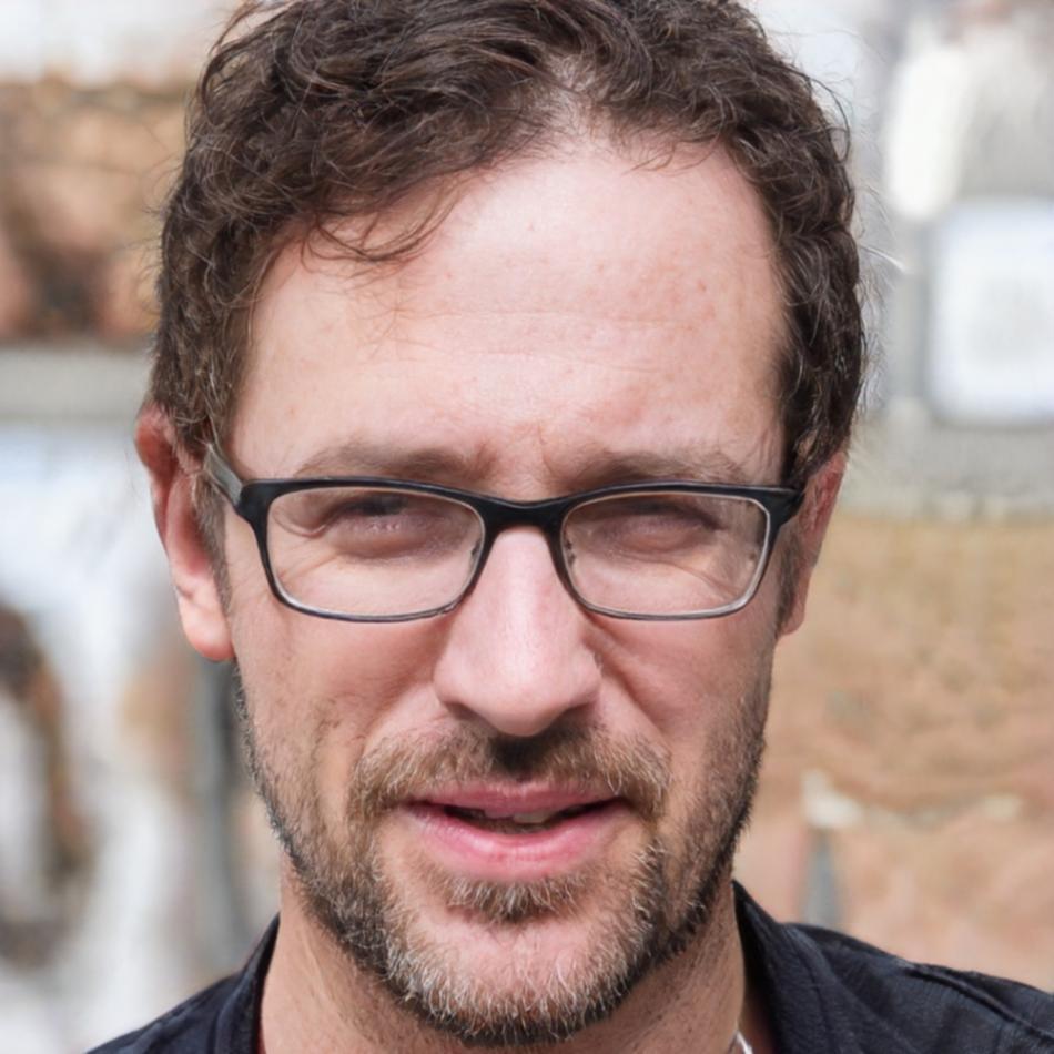 Portrait de Rémi Dubois, formateur en gestion budgétaire